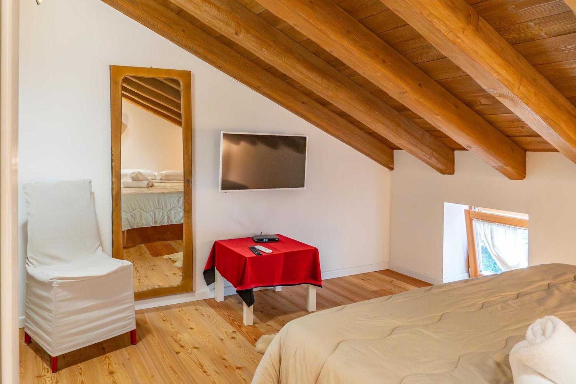 B&B Il Gufo Erto Luaran gambar
